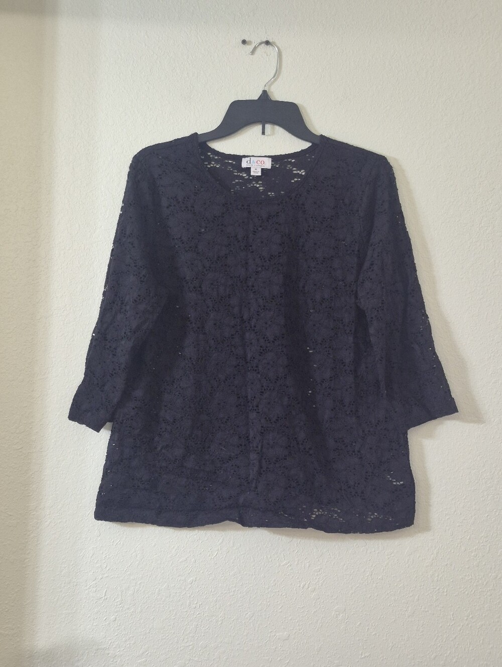 d&co Black Floral Lace Quarter-Sleeve Blouse